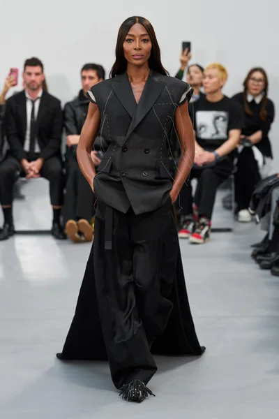 Look 37